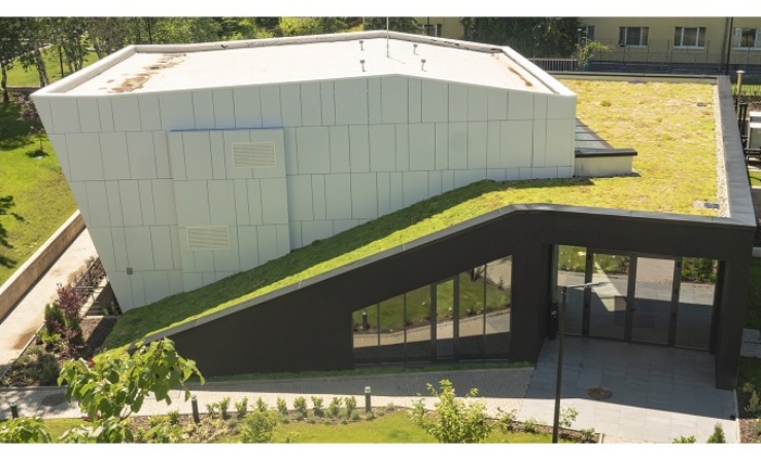 nbu-pokriv-treva_700x700_fit_478b24840a