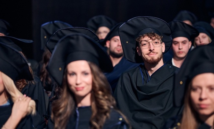 studenti_700x700_fit_478b24840a