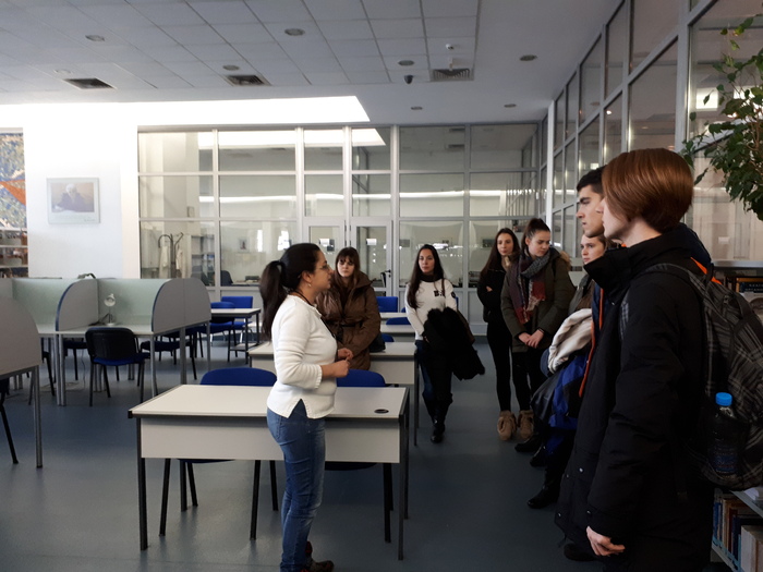 20171211-104627_700x700_fit_478b24840a