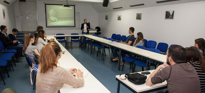 alumni-2015-2_700x700_fit_478b24840a