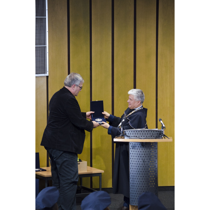 dsc-0103_700x700_pad_478b24840a