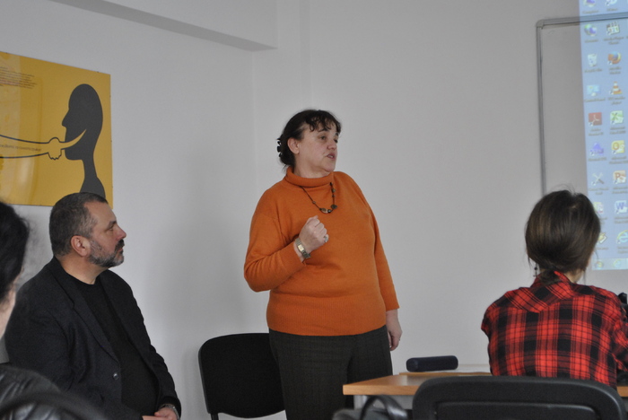 6_700x700_fit_478b24840a