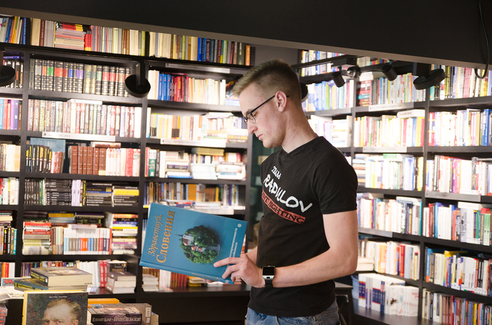 dsc-0071_700x700_fit_478b24840a