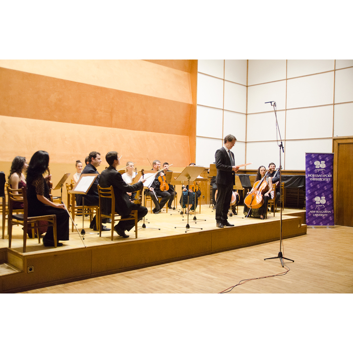 dsc-0023_700x700_pad_478b24840a