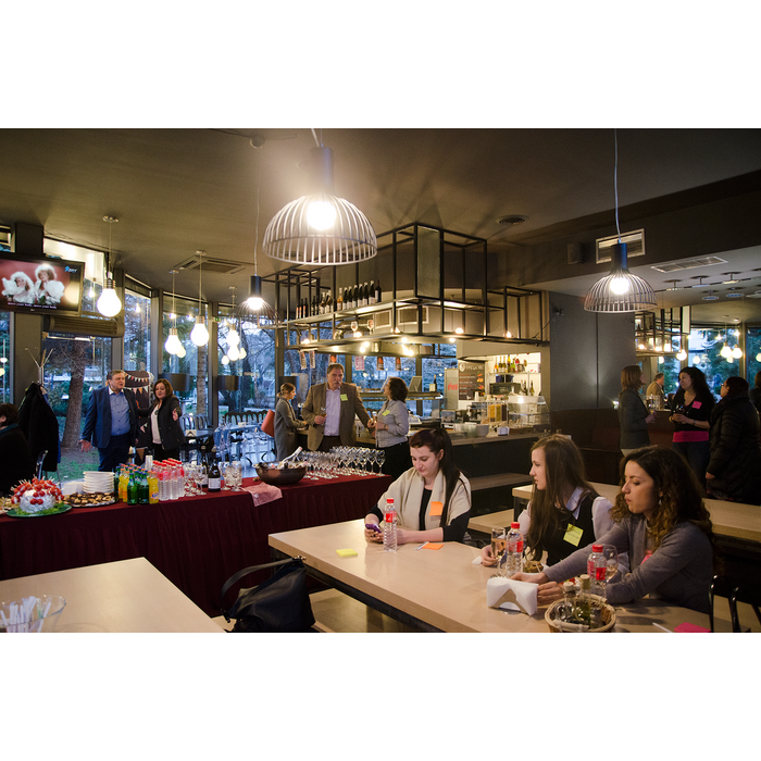 dsc-0019_700x700_pad_478b24840a