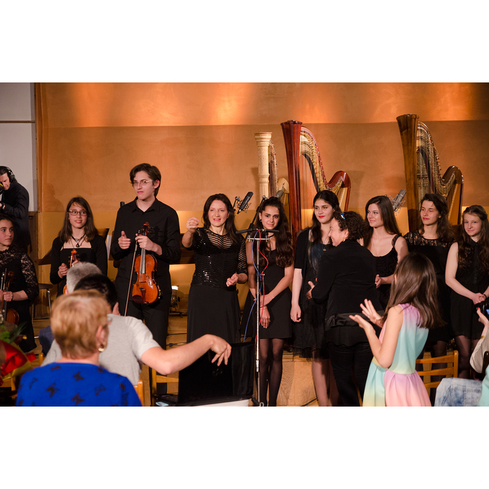 dsc-0067_700x700_pad_478b24840a