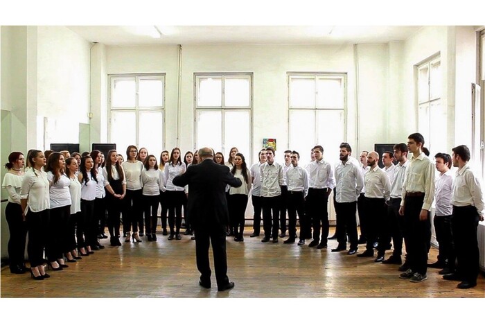 gg_700x700_fit_478b24840a