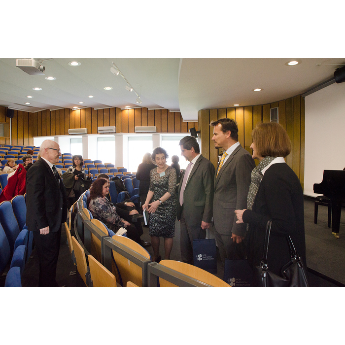 dsc-0037_700x700_pad_478b24840a