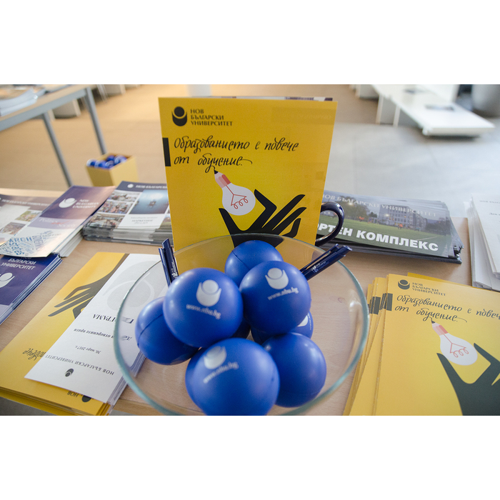 dsc-0311_700x700_pad_478b24840a