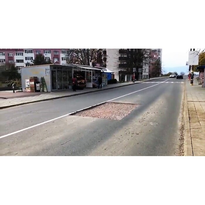 3_700x700_pad_478b24840a