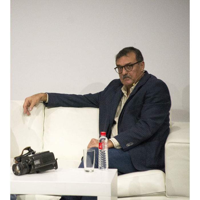 dsc-0032_700x700_pad_478b24840a