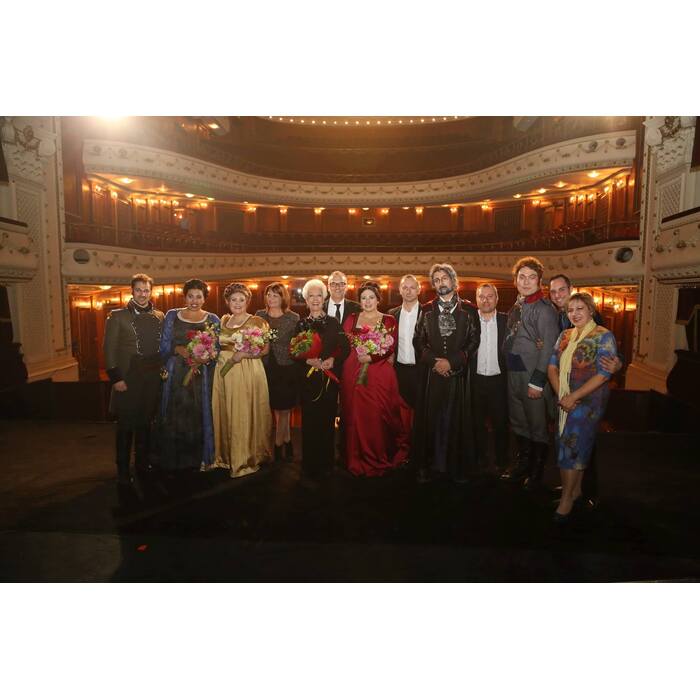 2940_700x700_pad_478b24840a