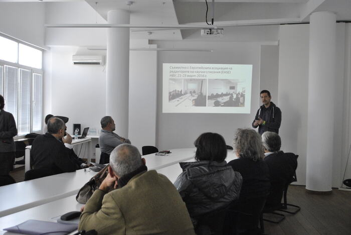 2_700x700_fit_478b24840a