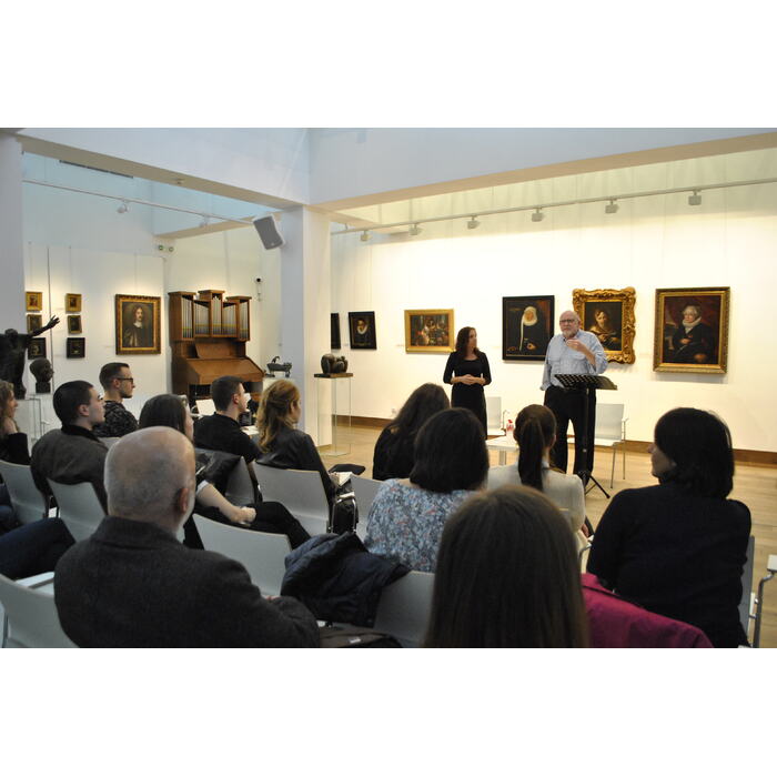 6_700x700_pad_478b24840a