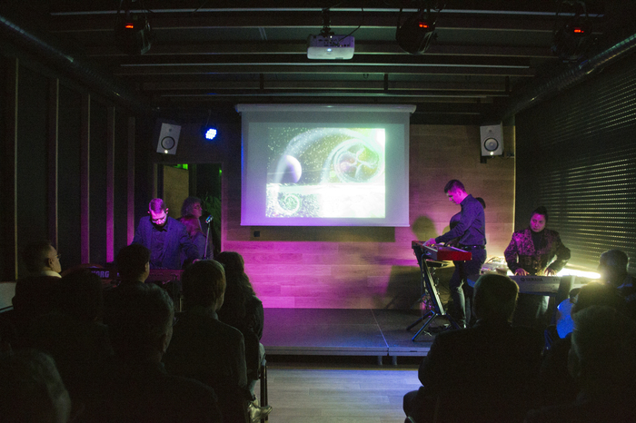 dsc-0811_700x700_fit_478b24840a