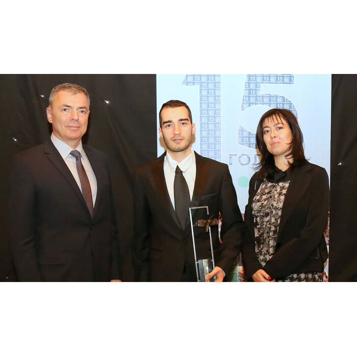 student-na-godinata-1_700x700_pad_478b24840a