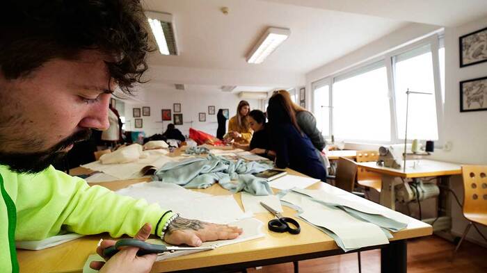 1711983-copy_700x700_fit_478b24840a