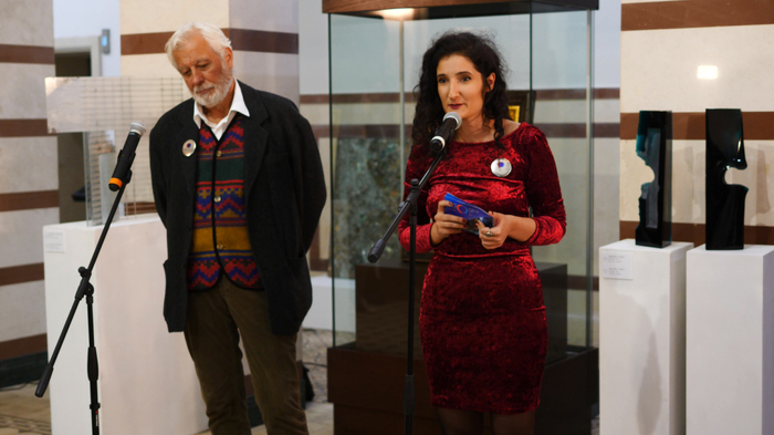 img-176213_700x700_fit_478b24840a