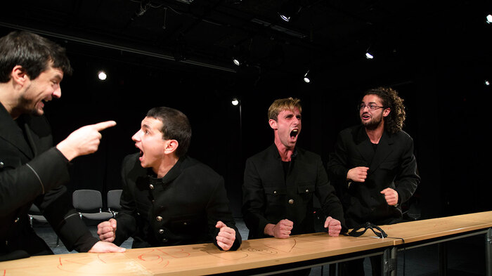 slaid1_700x700_fit_478b24840a