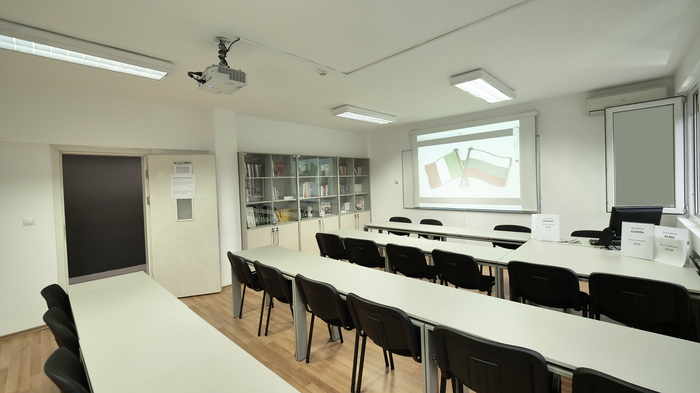 italy-auditorium4_700x700_fit_478b24840a