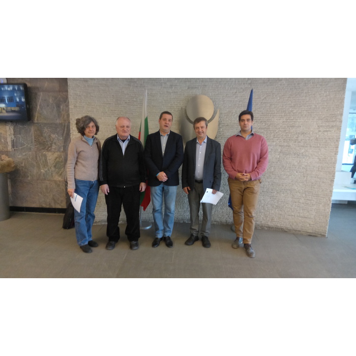 img-20171016-093847_700x700_pad_478b24840a