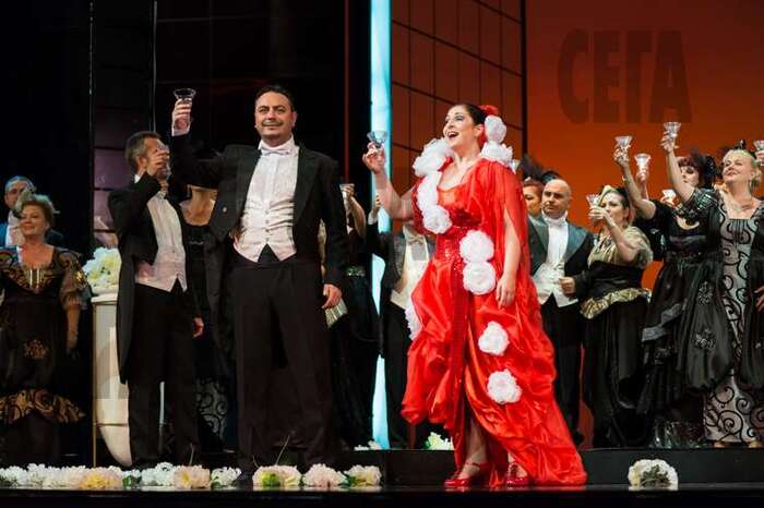 opera_700x700_fit_478b24840a