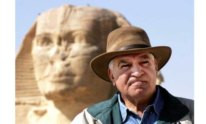 kul-zahi-hawass-24-537829a_700x700_fit_478b24840a