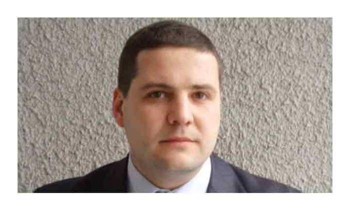 avramov_700x700_fit_478b24840a