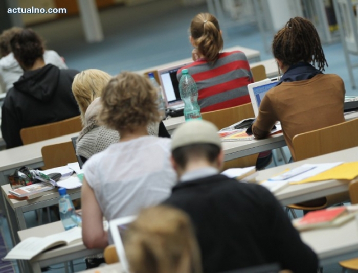 math-and-informatics-actualno_700x700_fit_478b24840a