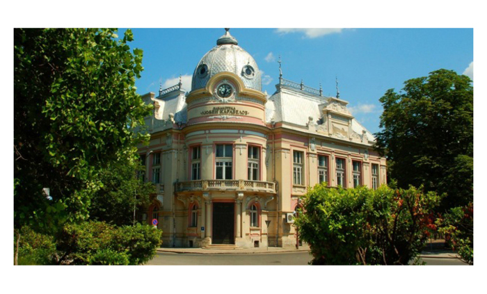biblioteka-ruse_700x700_fit_478b24840a