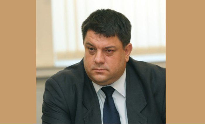 46_700x700_fit_478b24840a