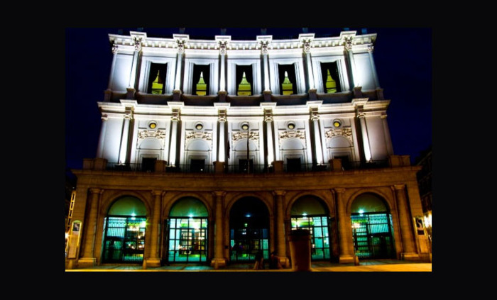 opera_700x700_fit_478b24840a