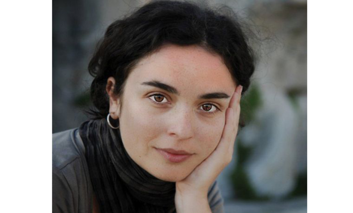 yana_700x700_fit_478b24840a