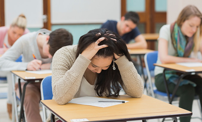 studenti-nqmat-znaniq-final_700x700_fit_478b24840a