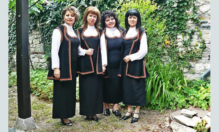 kvartet-final_700x700_fit_478b24840a