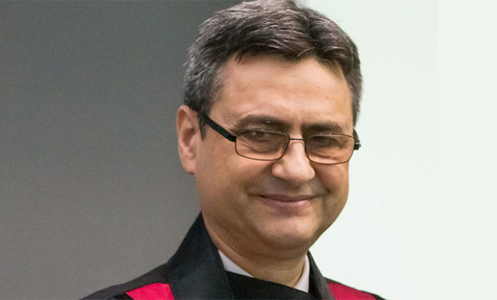 profesor-slavco_700x700_fit_478b24840a