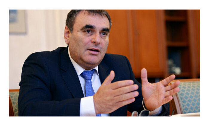 danail-papazov_700x700_fit_478b24840a