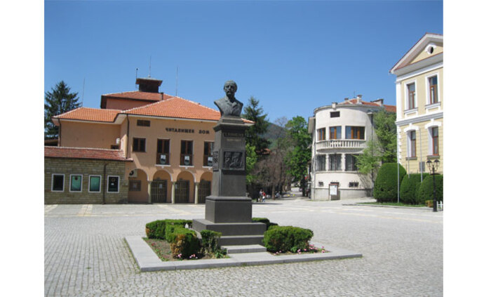 s-turjestvena-ceremonia_700x700_fit_478b24840a