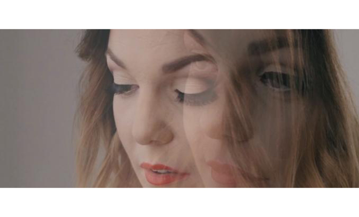 dobrichliikata-tedi-berjarova-s-debiutna-pesen-video-8770_700x700_fit_478b24840a