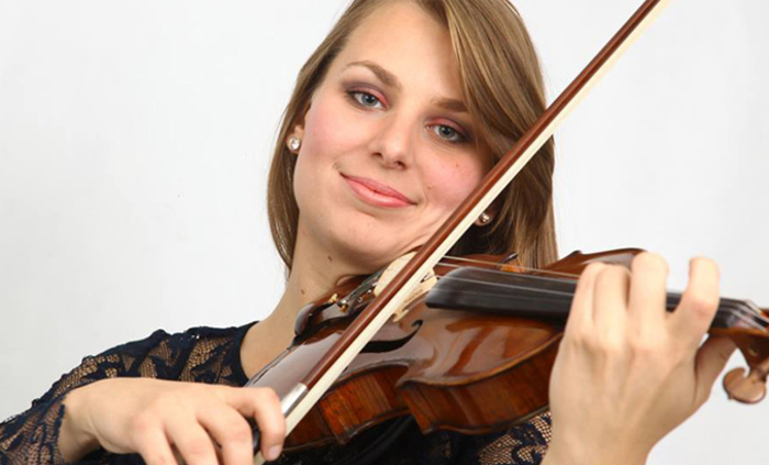 karolina_700x700_fit_478b24840a