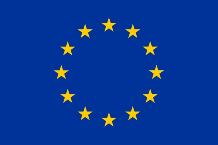 es_700x700_fit_478b24840a