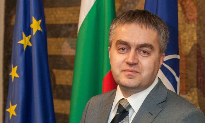 vladimir-shopov_700x700_fit_478b24840a