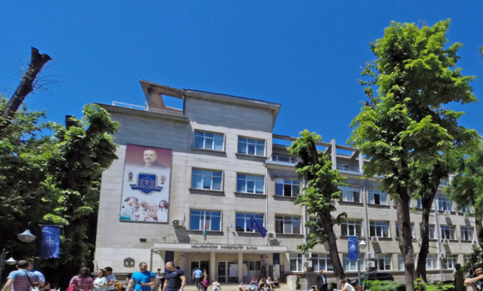 medicinski-universitet-varna-3_700x700_fit_478b24840a