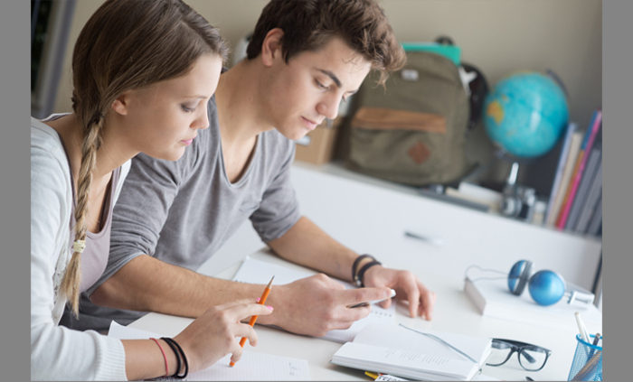 studenti_700x700_fit_478b24840a