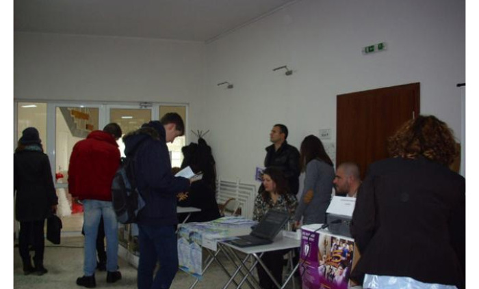 kandidatstudentska_700x700_fit_478b24840a