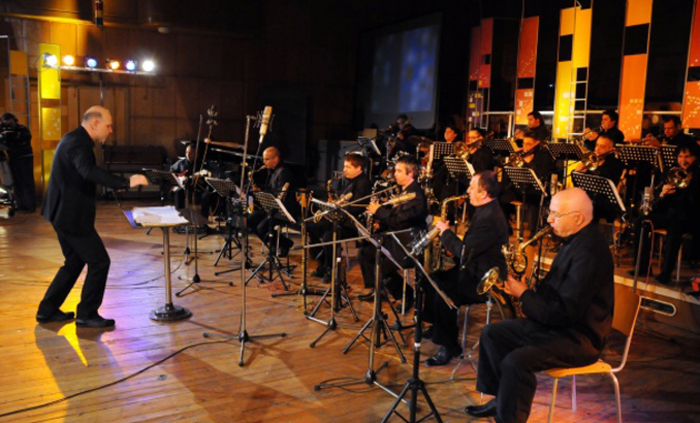 big-band-bnr_700x700_fit_478b24840a