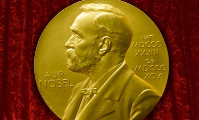 nobel-10te-bg_700x700_fit_478b24840a