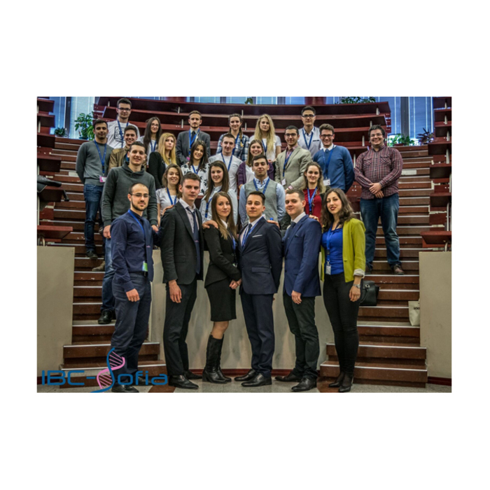 international_700x700_pad_478b24840a