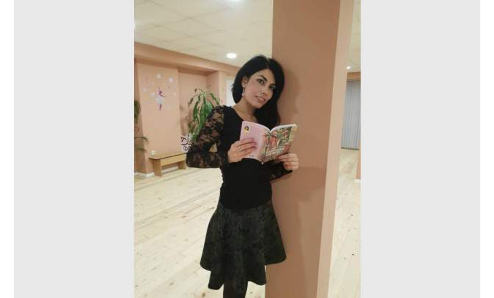 lili_700x700_fit_478b24840a