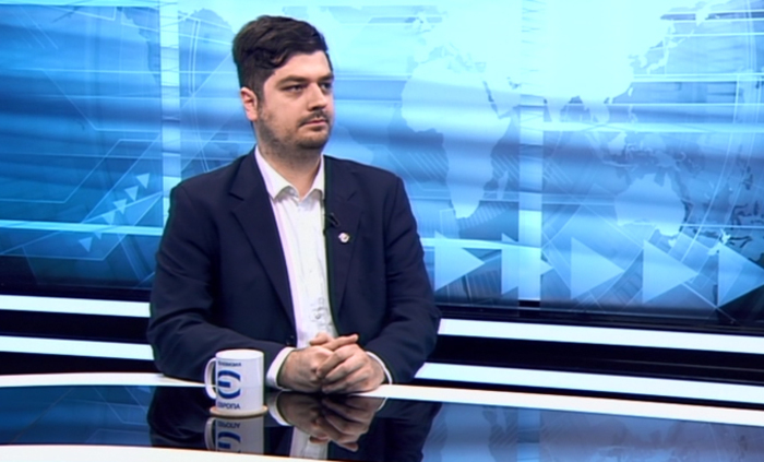 kaloqn-pravov-tv-evropa_700x700_fit_478b24840a